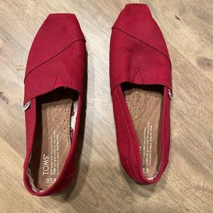 Red Toms 7.5, worn once!